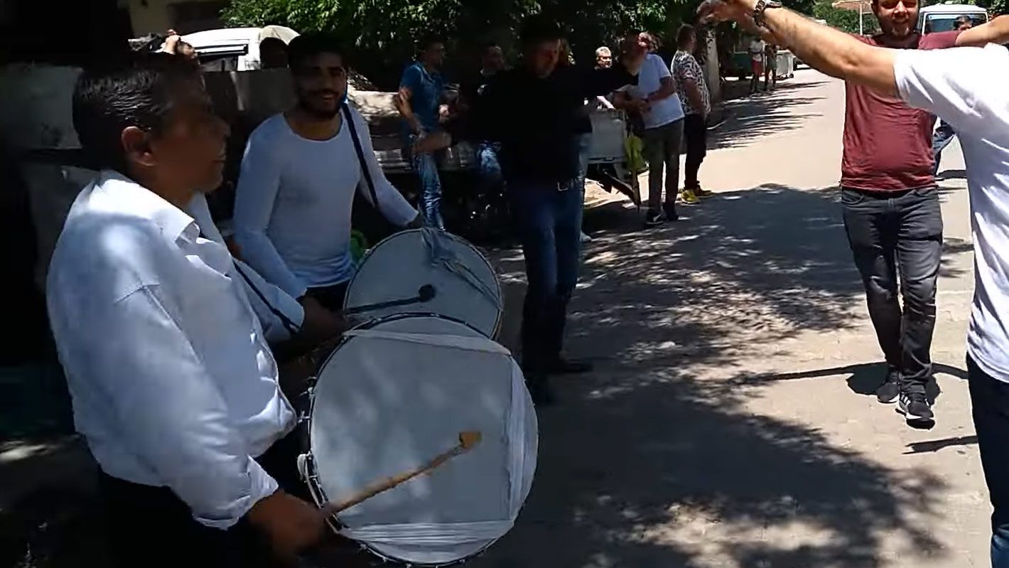 Gelin Çıkarma Davul Zurna Ekibi